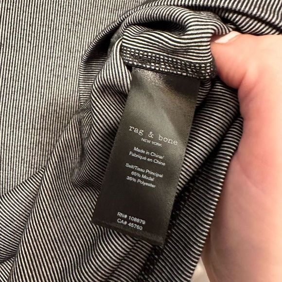 Rag & Bone Womens Crop Top Striped Short Sleeve Shirt Zip Black Gray Size 10 - Picture 4 of 7